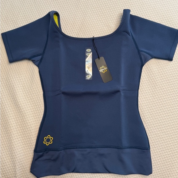 Zaggora Slimming Hot Tee, Navy, Medium New - Picture 1 of 3